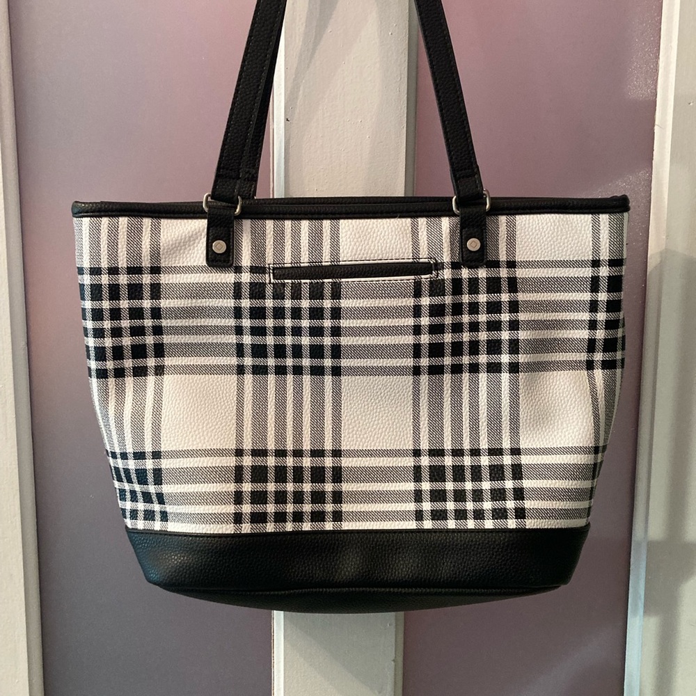 Jewell by thirty-one zip top tote